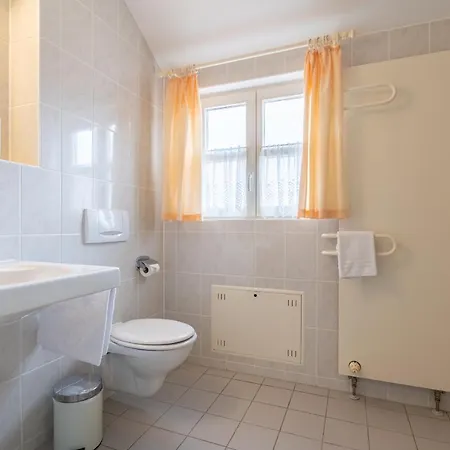 Rugana - Klassik Mit 1 Schlafzimmer B40 Apartment